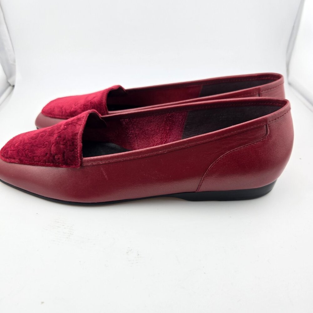 Enzo Angiolini red slip on square toed loafers - Picture 4 of 11